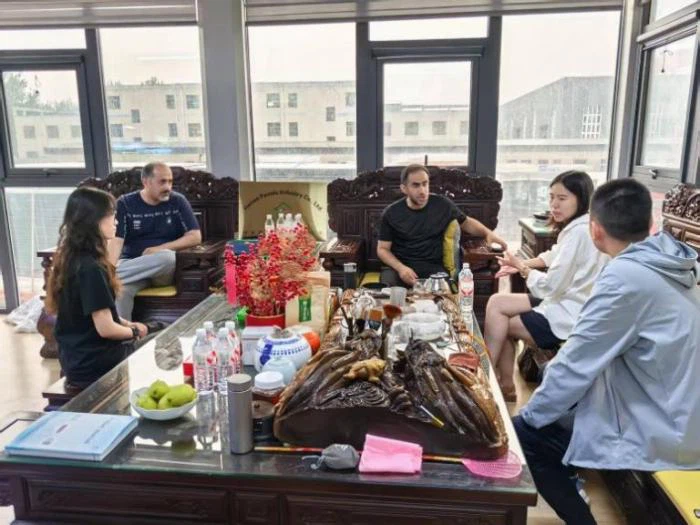 Saoedi-Arabische klanten bezoeken onze modulaire containerhuisfabriek